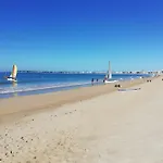 Cosy Au Bord De L'eau 아파트 *